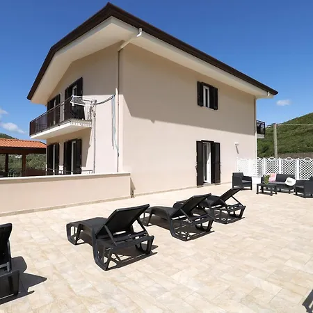 Alojamento de Turismo Selvagem Acquasanta Relais *