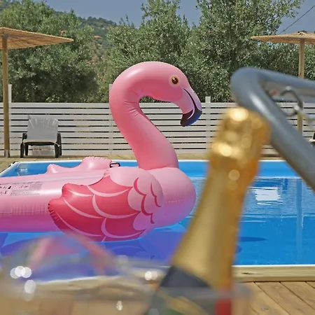 אכסניה Acquasanta Relais Laureana Cilento