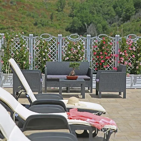 Acquasanta Relais * Laureana Cilento