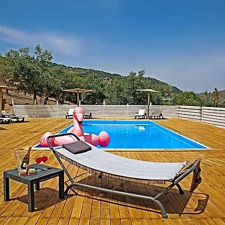 Acquasanta Relais *